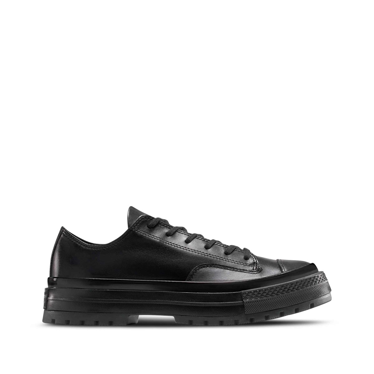 Mono Leather Low Top Patent Leather Converse Sneakers Chuck - Main Image