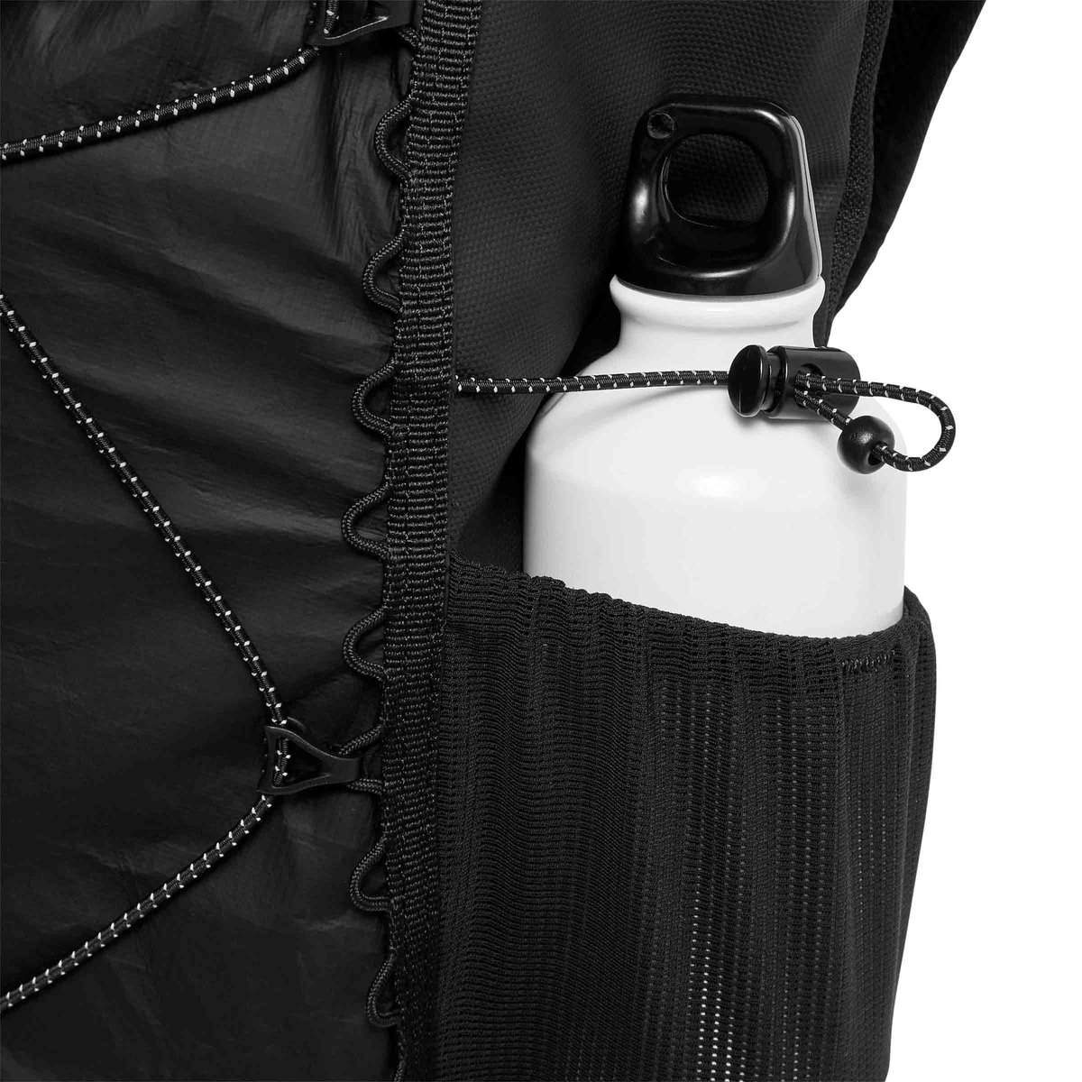 Latitude Sling Pack Blackout | SUBTYPE