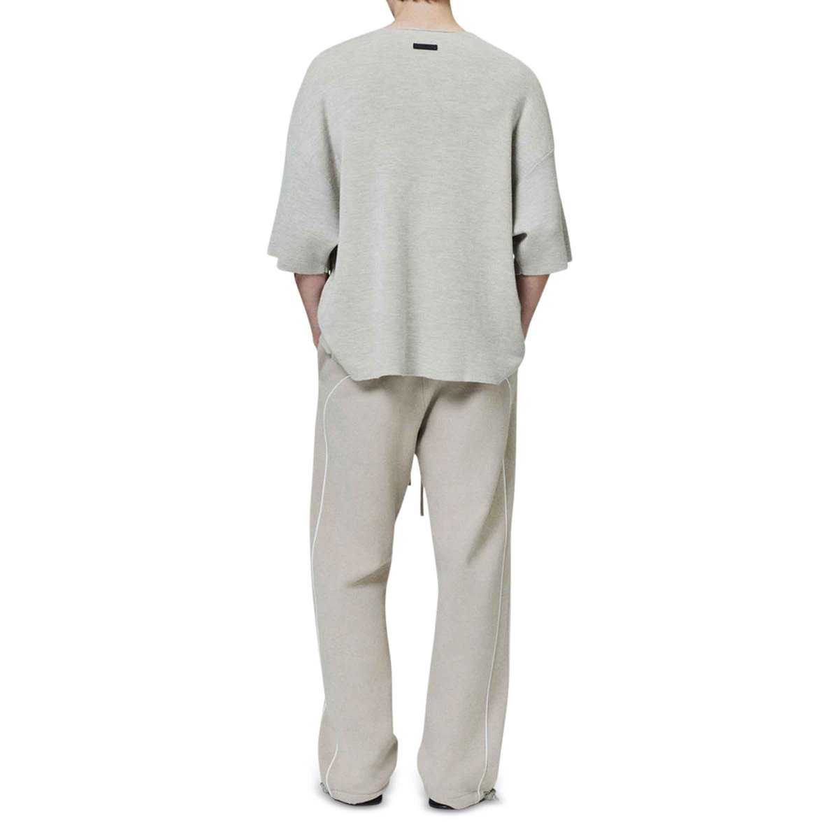 ボトムスその他 FEAR OF GOD RELAXED FLEECE SWEATPANT WITH PIPING Buy Fear of God Essentials Relaxed Fleece Sweatpant With