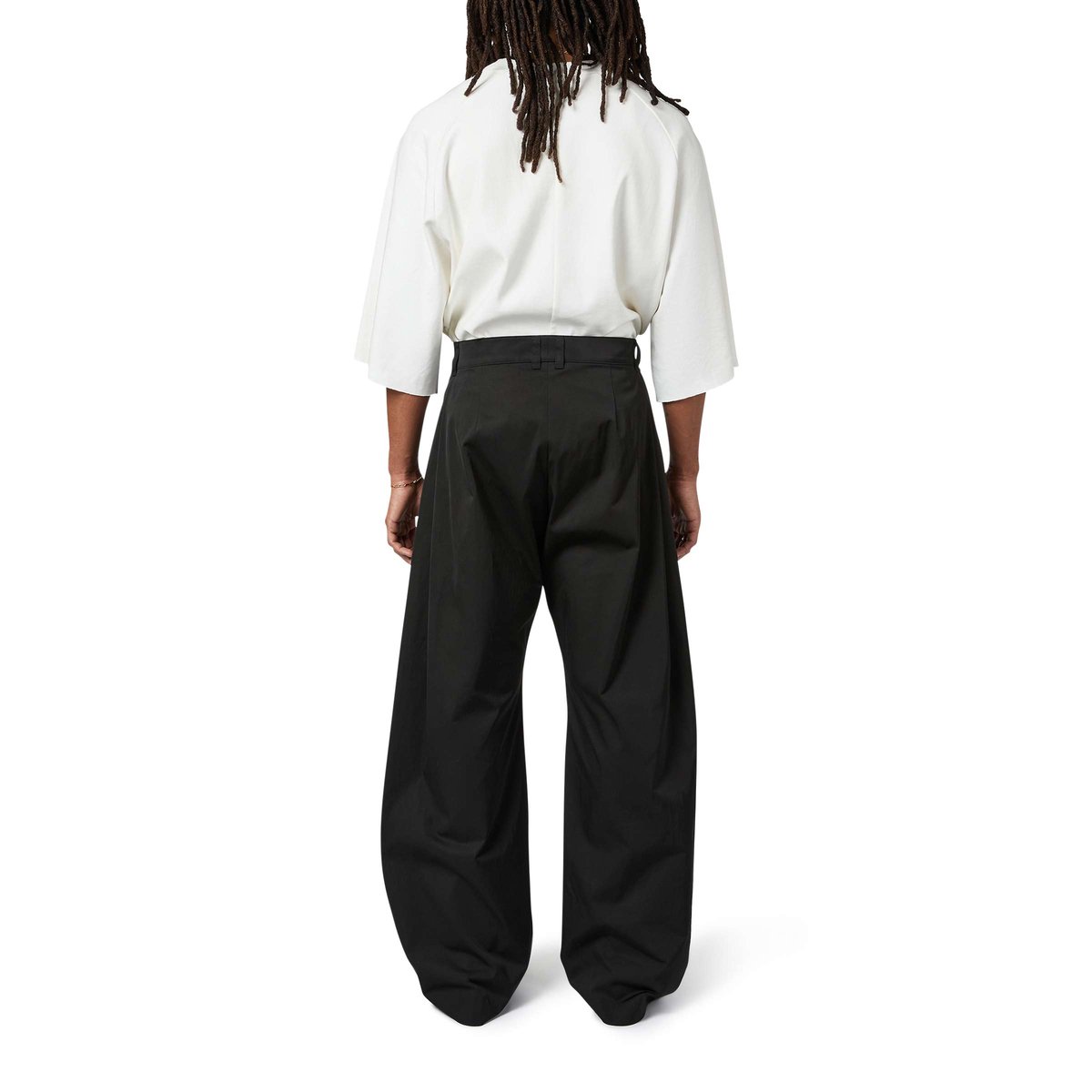 【YOURNUS】Noise Two-Tuck Bermuda Pants GR10K - d — 2