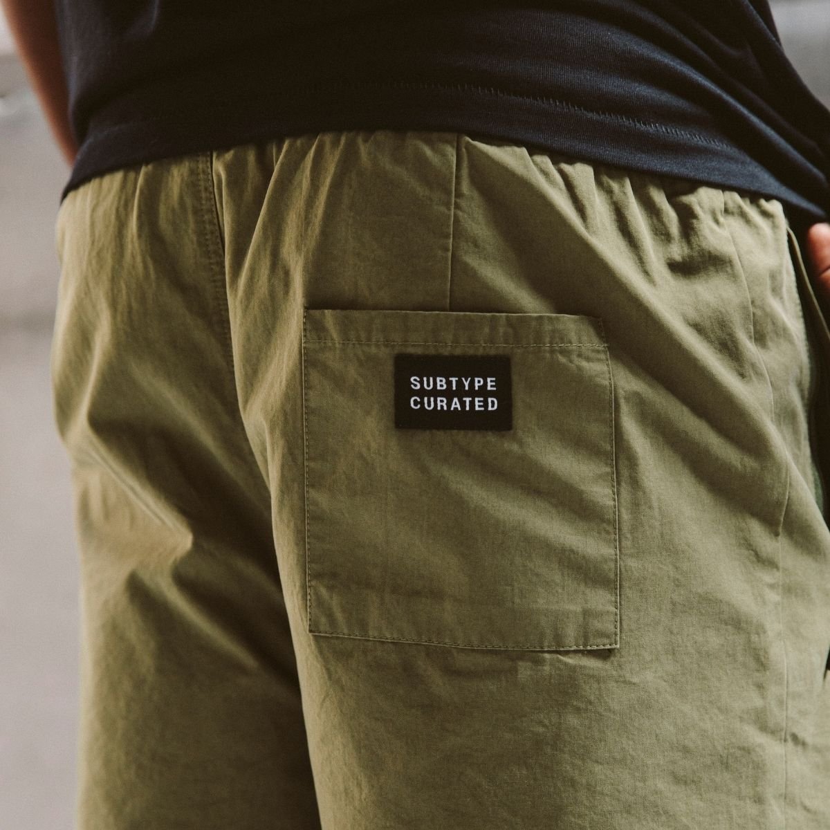 Subtype Curated Collection SUBTYPE Curated Walking Short Olive Green | SUBTYPE