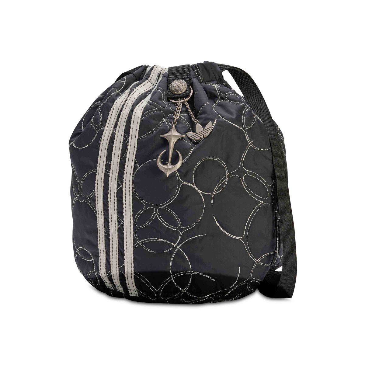THUG CLUB Padded Bag Black | SUBTYPE