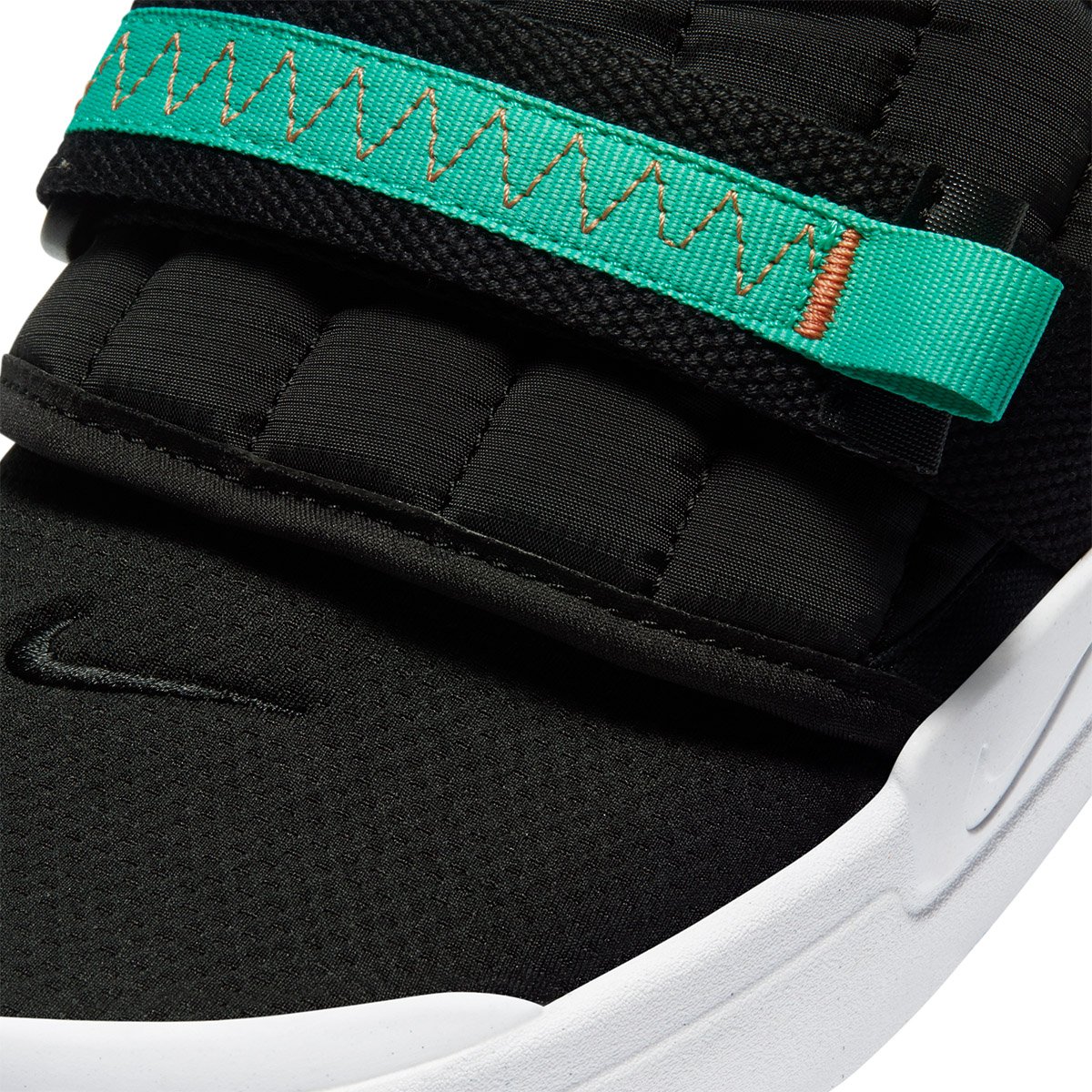 NWOT Nike Off-Line Slip-On ‘Black Menta’ — 2 Different Insoles Offline  main image 2