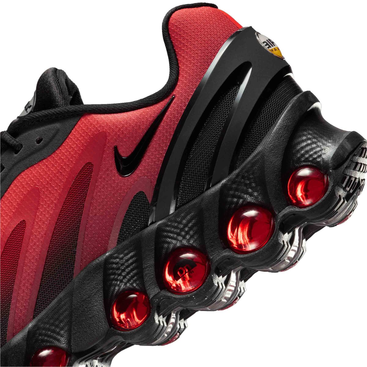 Air Max Dn8 Black/Black-University Red | SUBTYPE