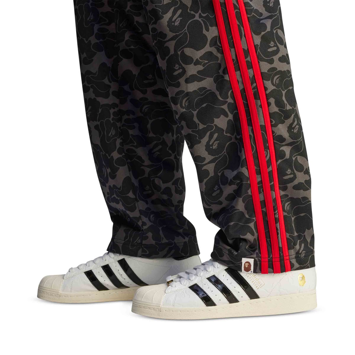 激レア新品XL！BAPE×adidas FIREBIRD TRACKパンツ黒 BAPE X ADIDAS 】FIREBIRD TRACK PANTS | bape.com