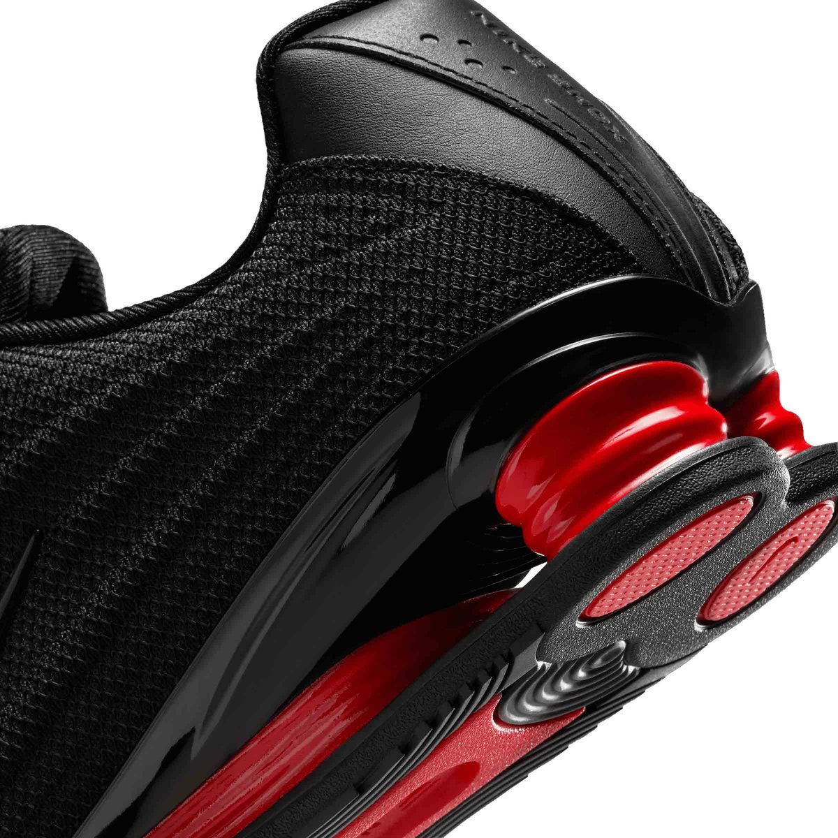 Women's Shox Z Black/Black-University Red | SUBTYPE