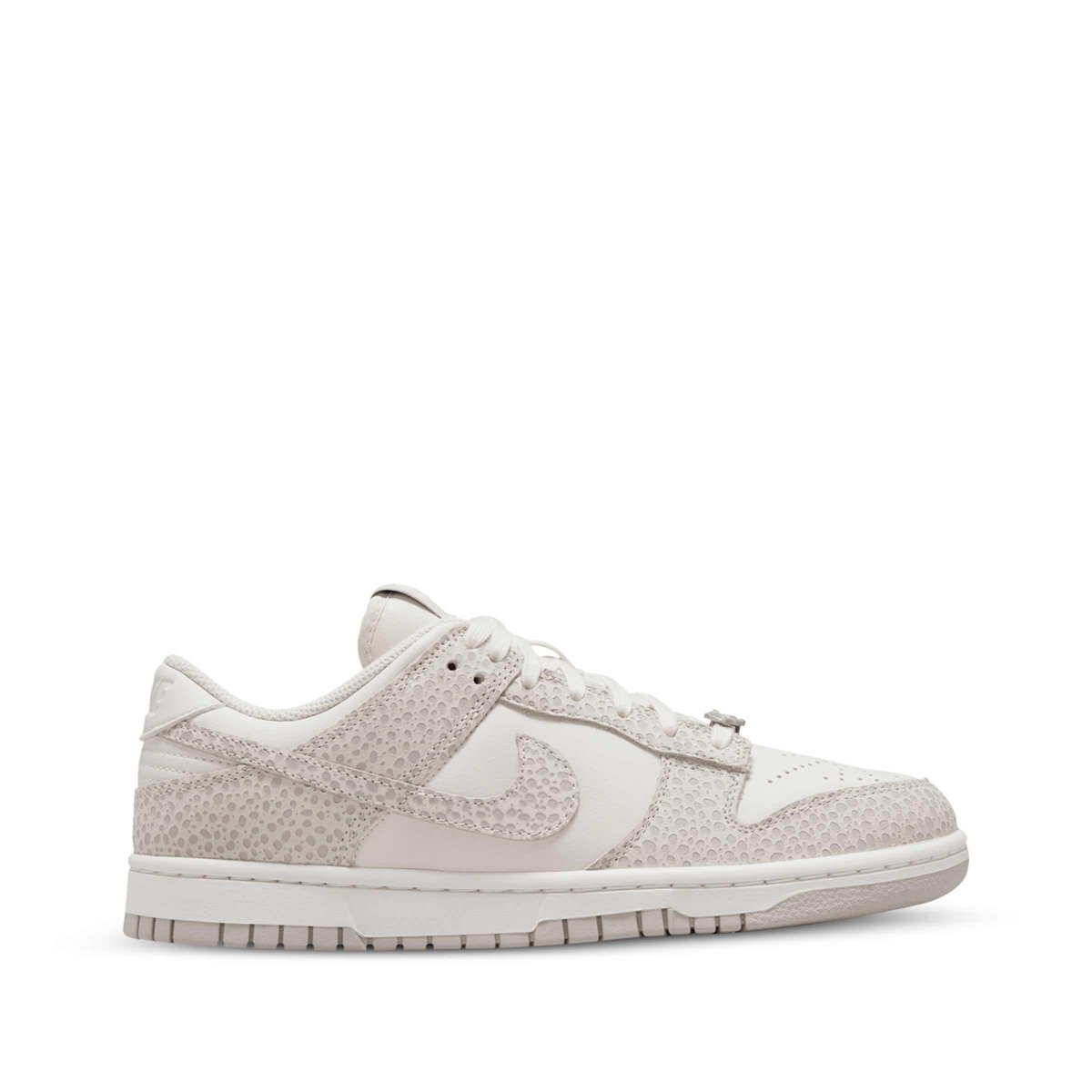 Women's Dunk Low Premium Phantom/Photon Dust-Lt Smoke Grey