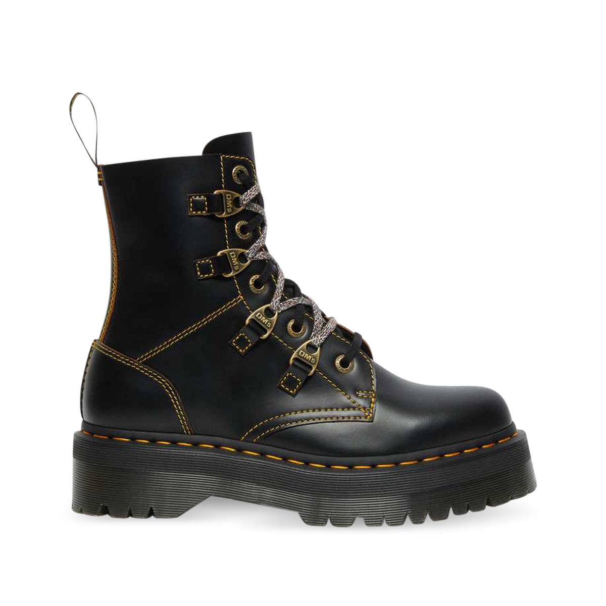 A17725 美品 ドクターマーチン 1490 JOSKA STUD BOOTS 1490 Joska Stud in Black | Dr. Martens
