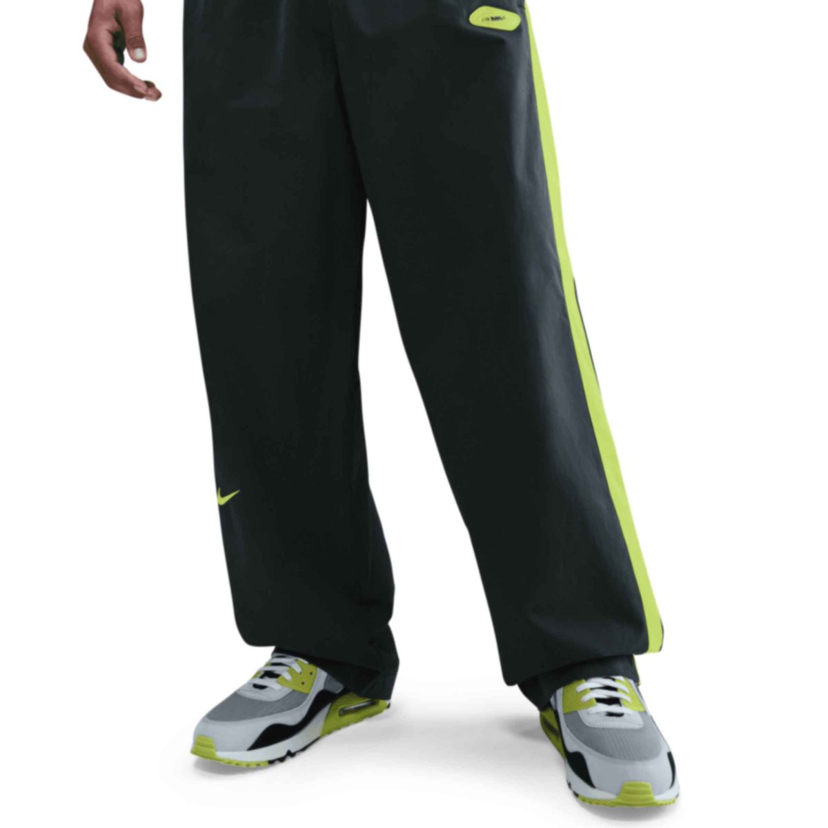 パンツ Nike Patta Men's Track Pants Black Patta Track Pant in Black/Cyber