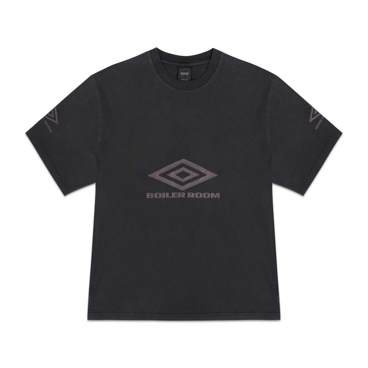 UMBRO■X BOILER ROOM] Washed short sleeve shirt ■送料込 Boiler Room x Umbro Washed T-Shirt - BOILER ROOM
