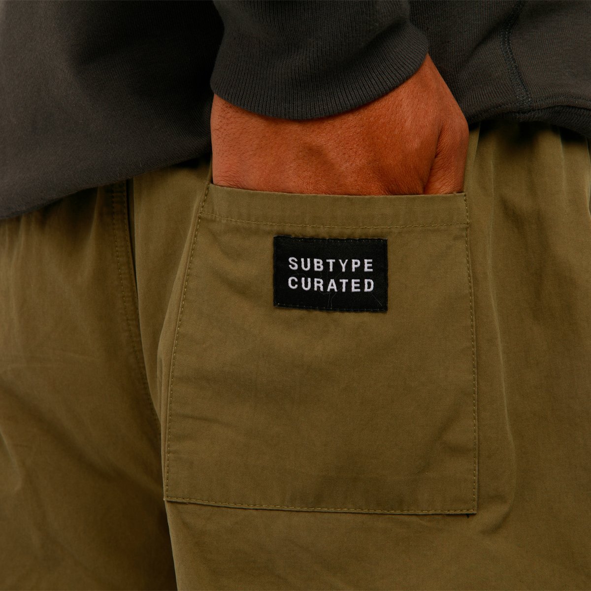 Subtype Curated Collection SUBTYPE Curated Walking Short Olive Green | SUBTYPE
