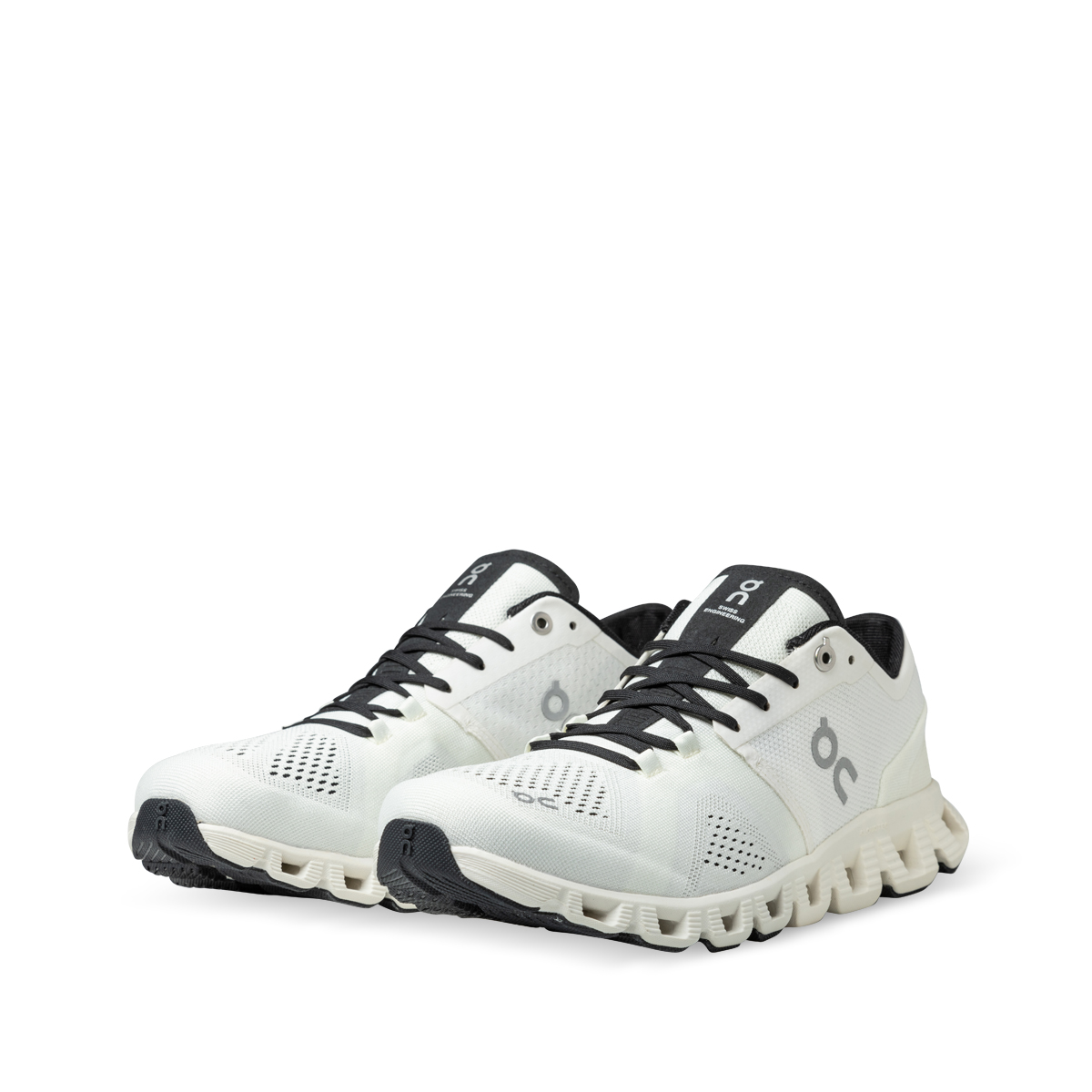 ON Running Cloud X White Right Angle