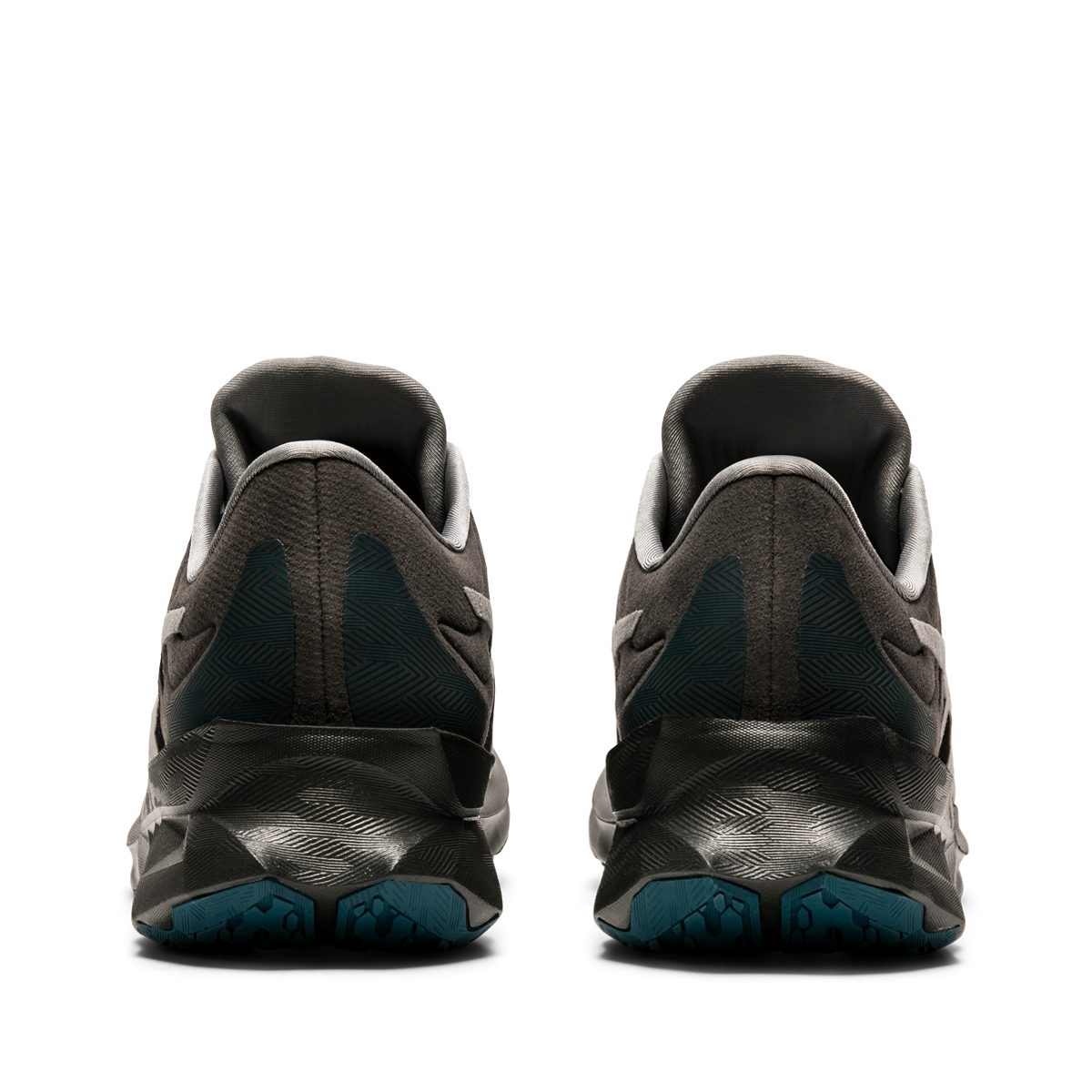 ASICS Novablast
