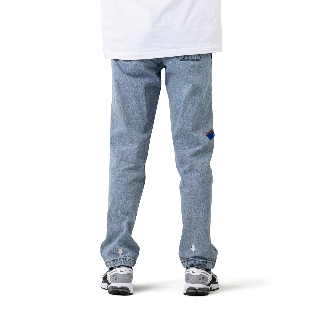ADER Error Arrow Line Jean