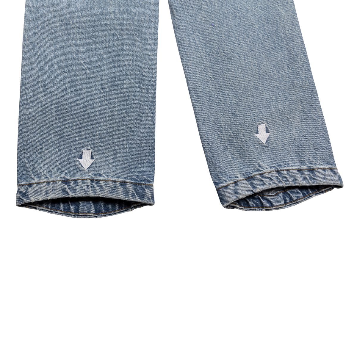 ADER Error Arrow Line Jean