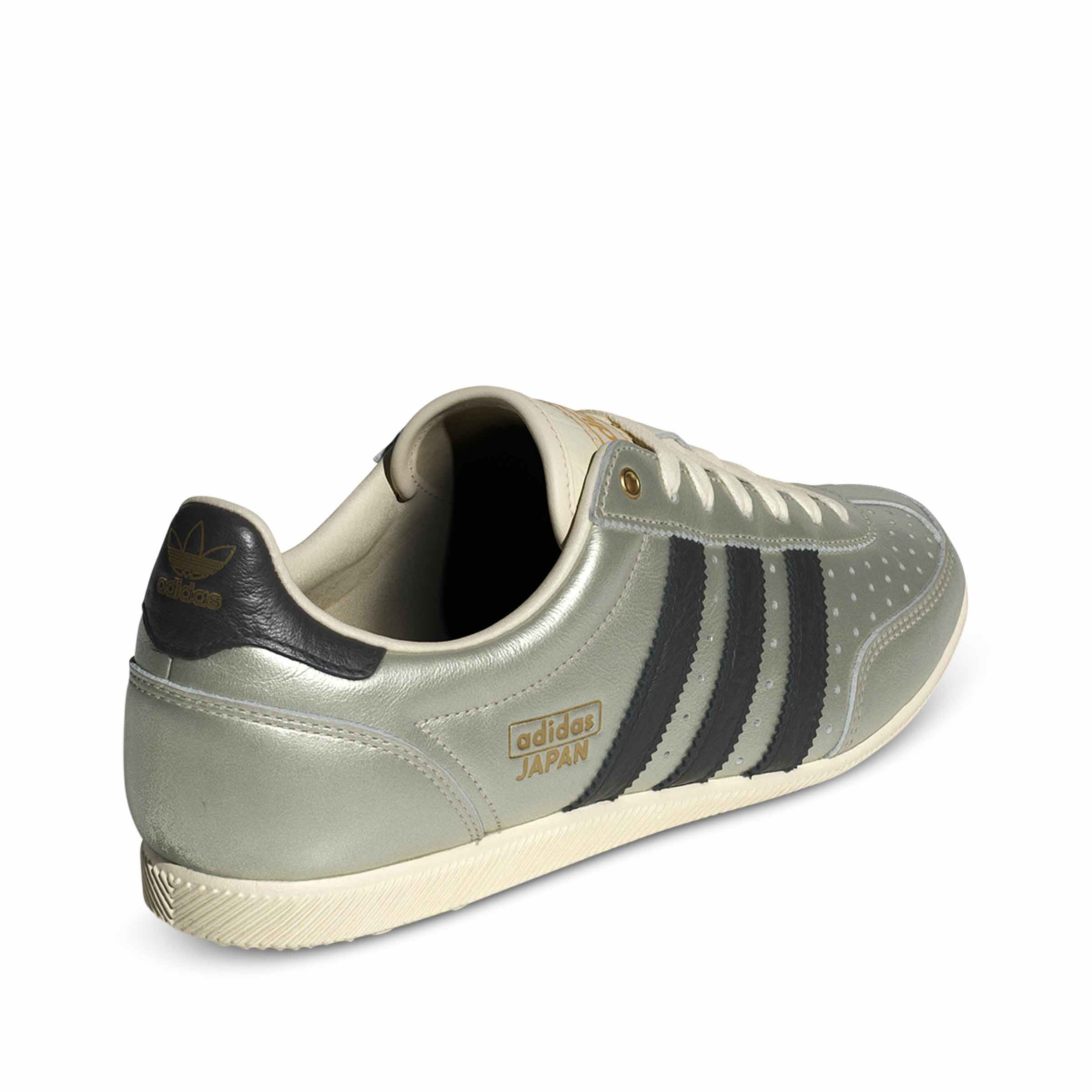 Women's Japan Alumin/Cblack/Crewht | SUBTYPE