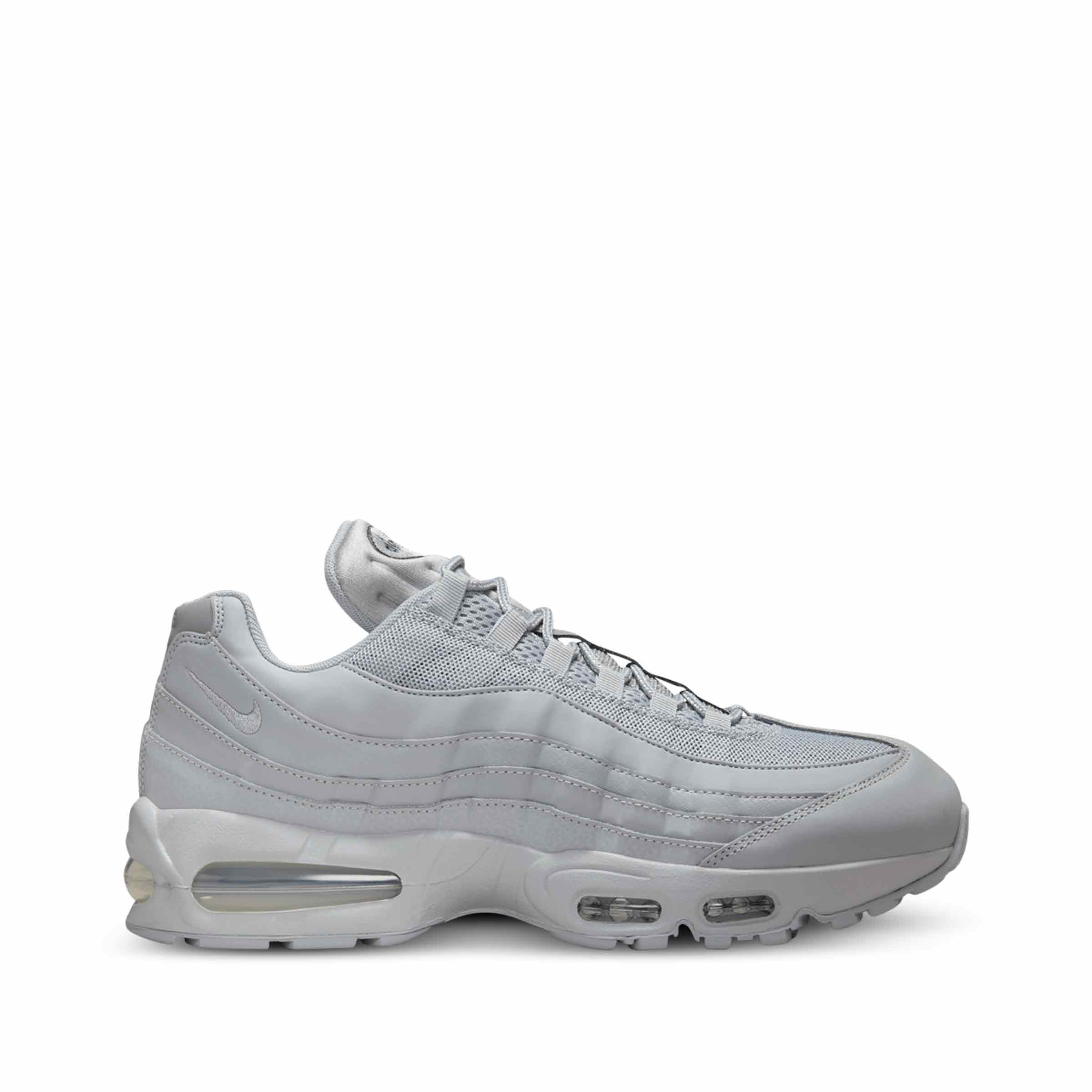 nike flex essential grey