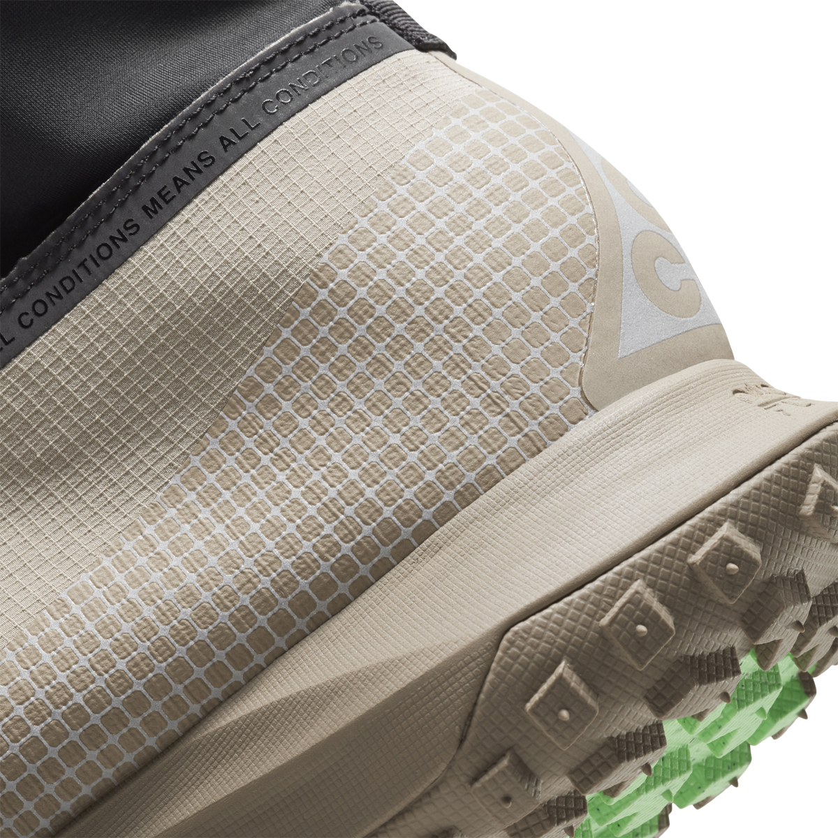 Nike ACG Mountain Fly GORE-TEX