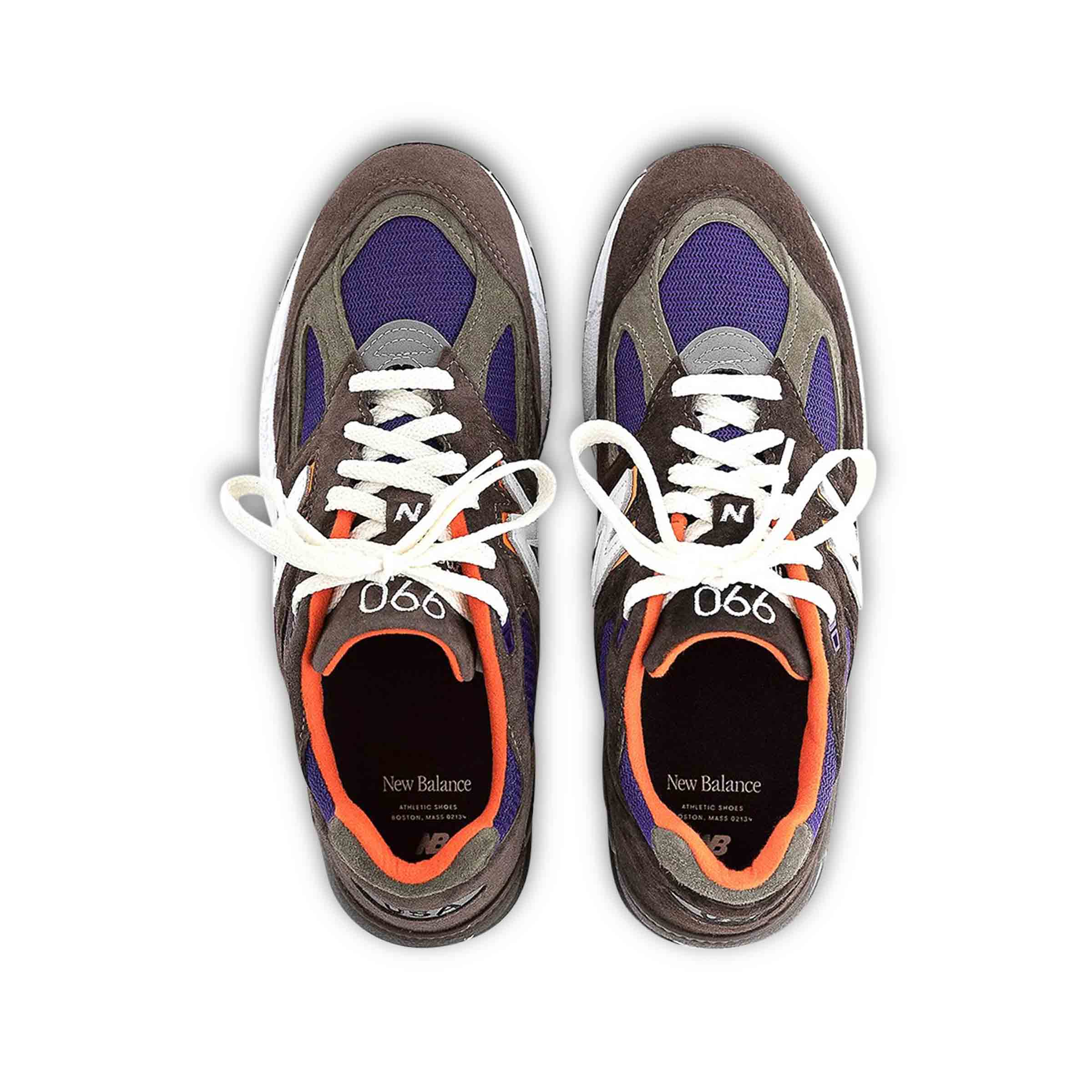 990v2 steel blue