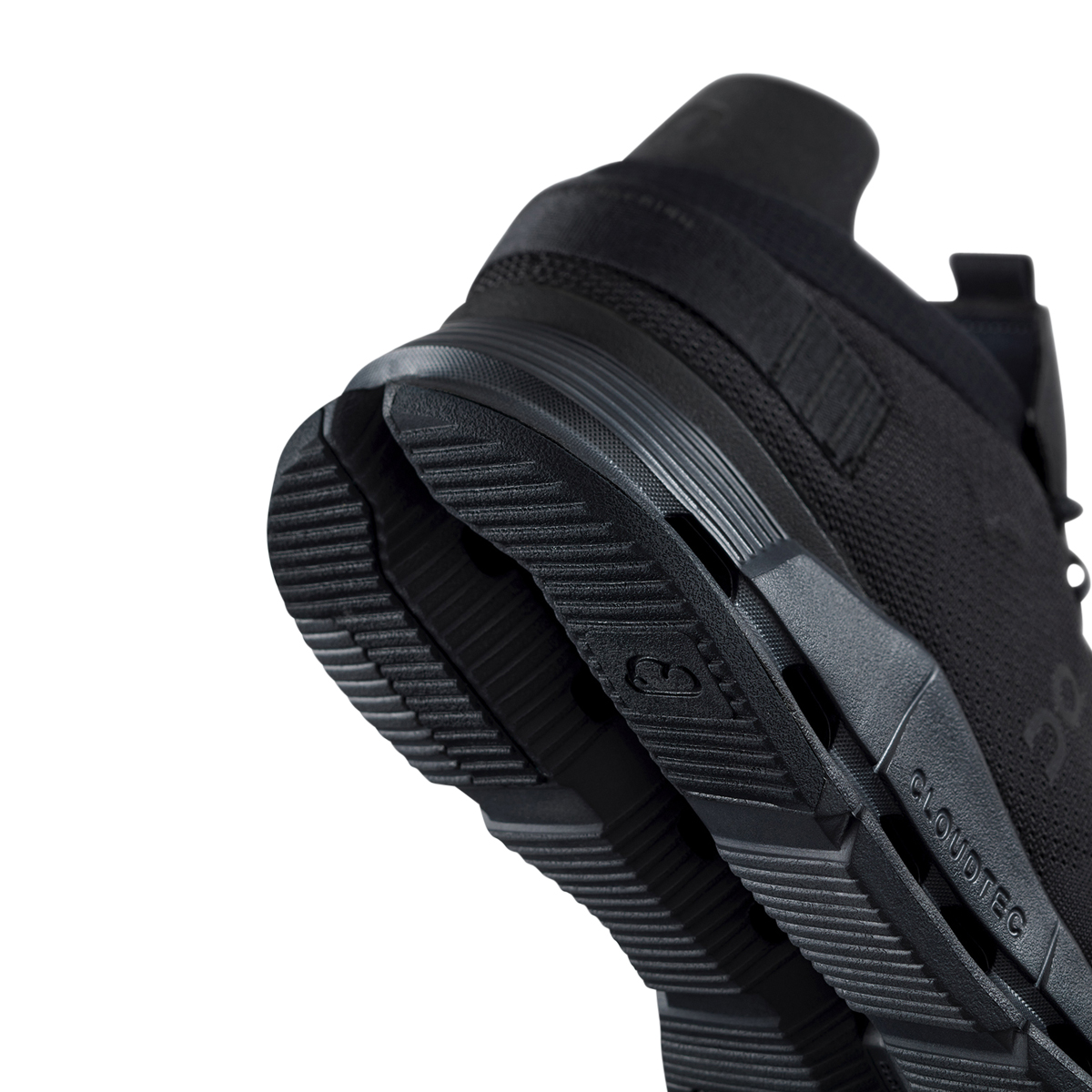 ON Running Cloudnova Black Eclipse Heel Detail