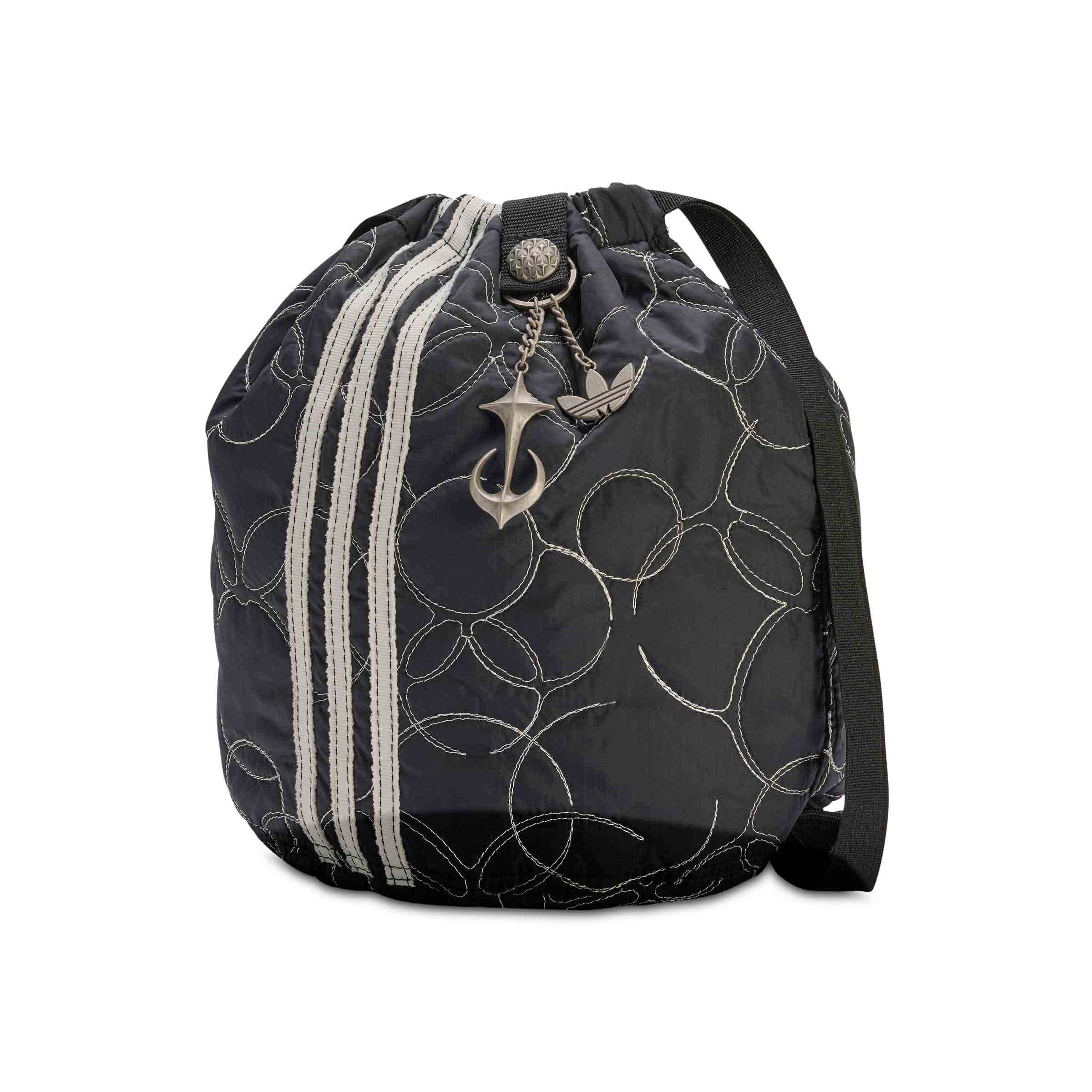 【 x Thug Club】 Padded Bag Black THUG CLUB Padded Bag Black | SUBTYPE