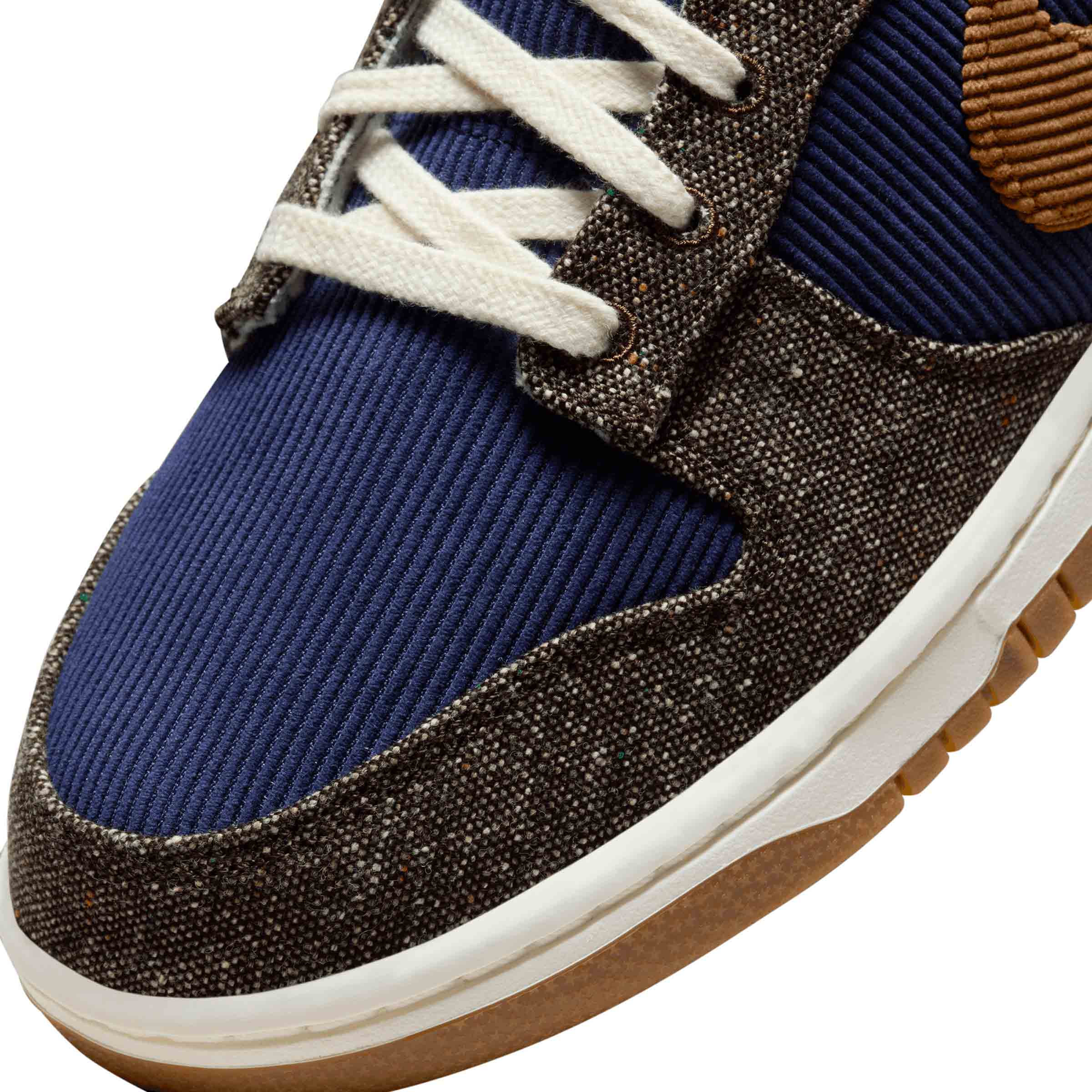 nike dunk low corduroy