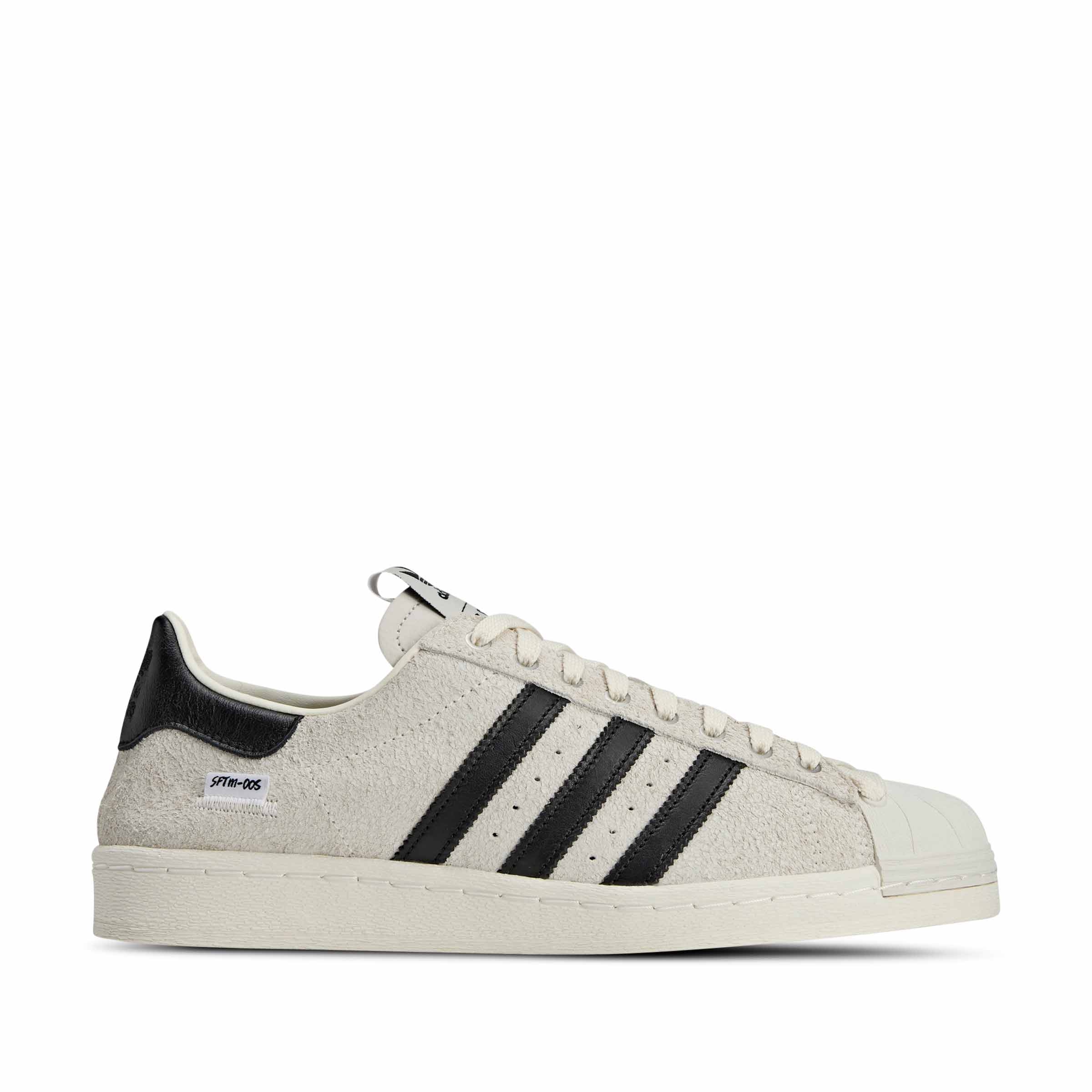 x Song for the Mute Superstar 82 Crewht/Cblack/Owhite | SUBTYPE