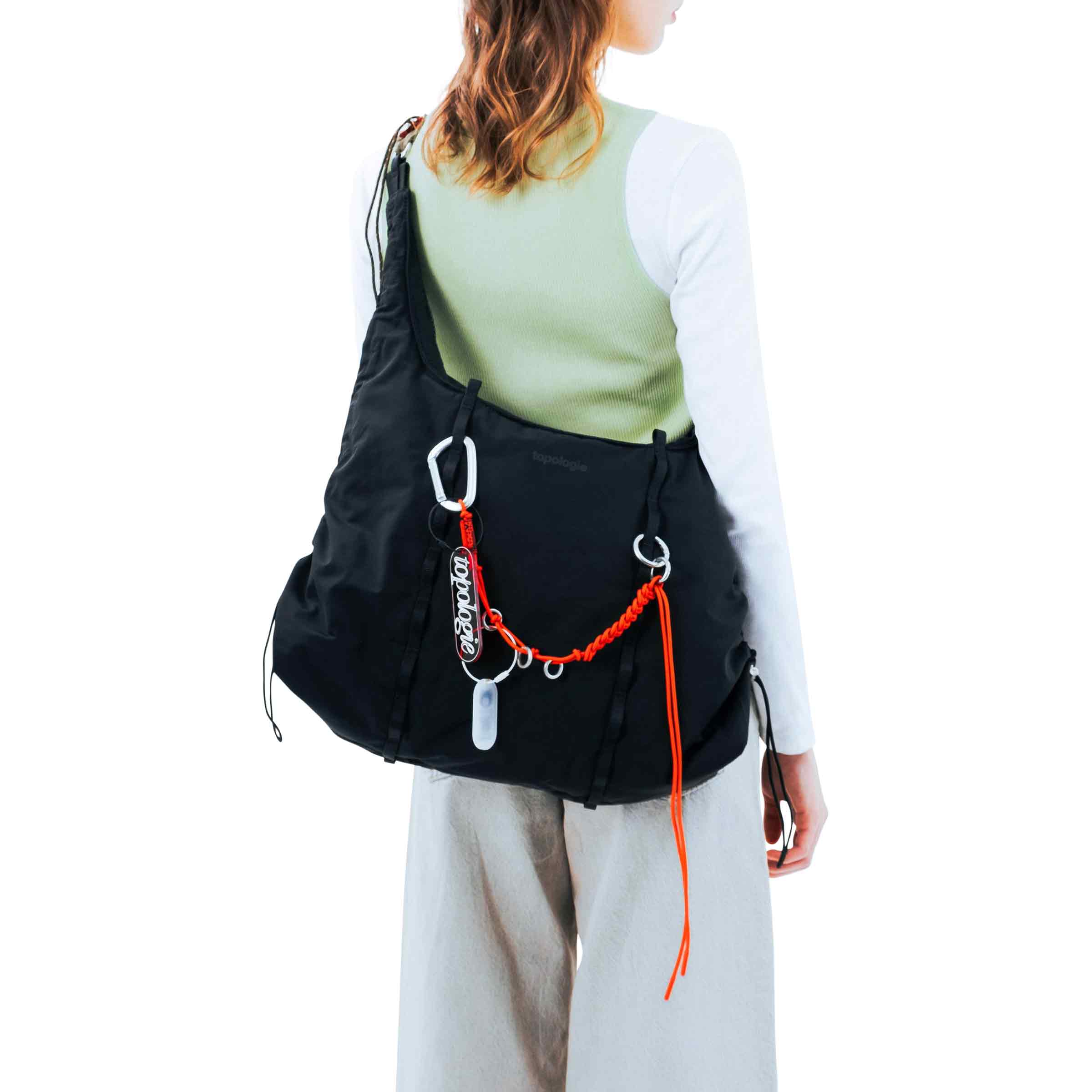 Cloud Hobo Medium Black | SUBTYPE