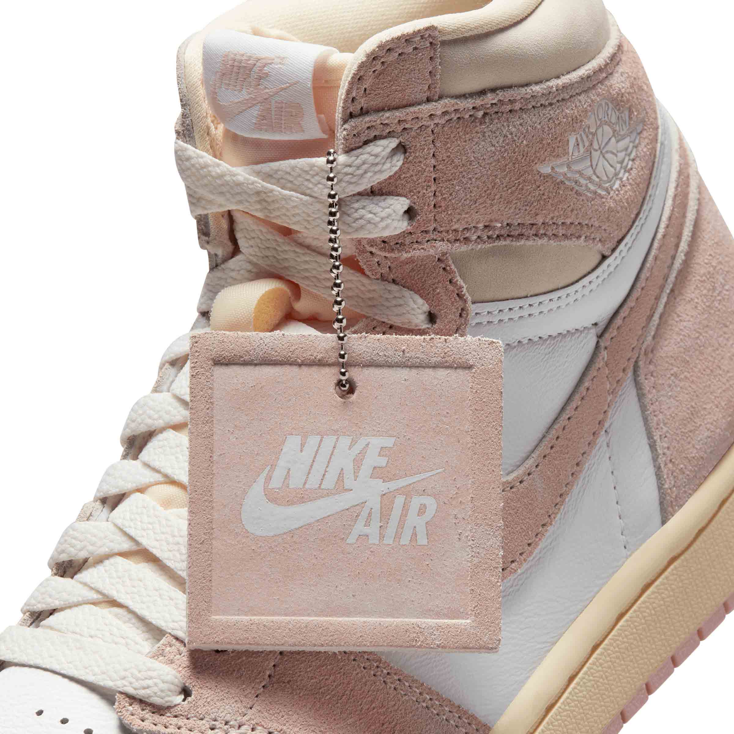 WOMEN'S AIR JORDAN 1 RETRO HI OG 'WASHED PINK' Atmosphere/WhiteMuslin