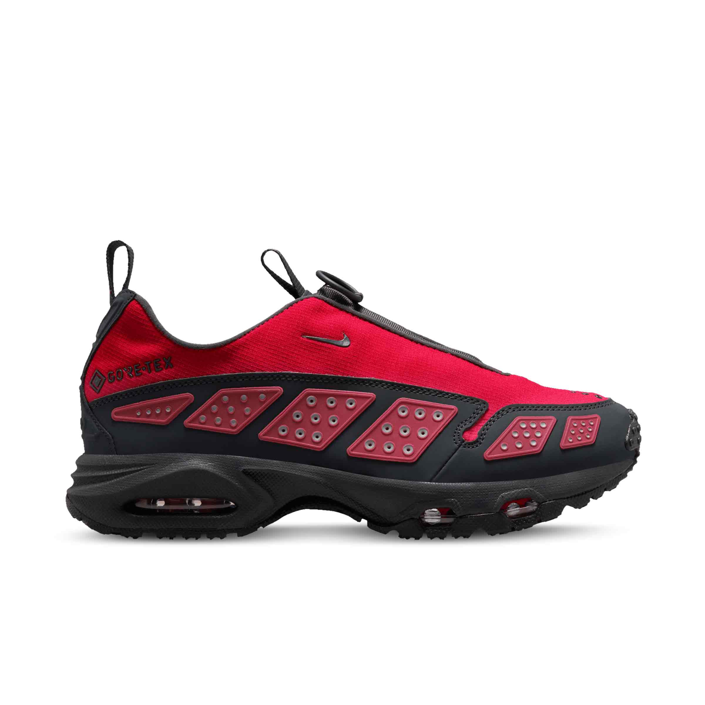 Women's Air Max SNDR GORE-TEX HYPER CRIMSON/DK SMOKE GREY-FIRE RED