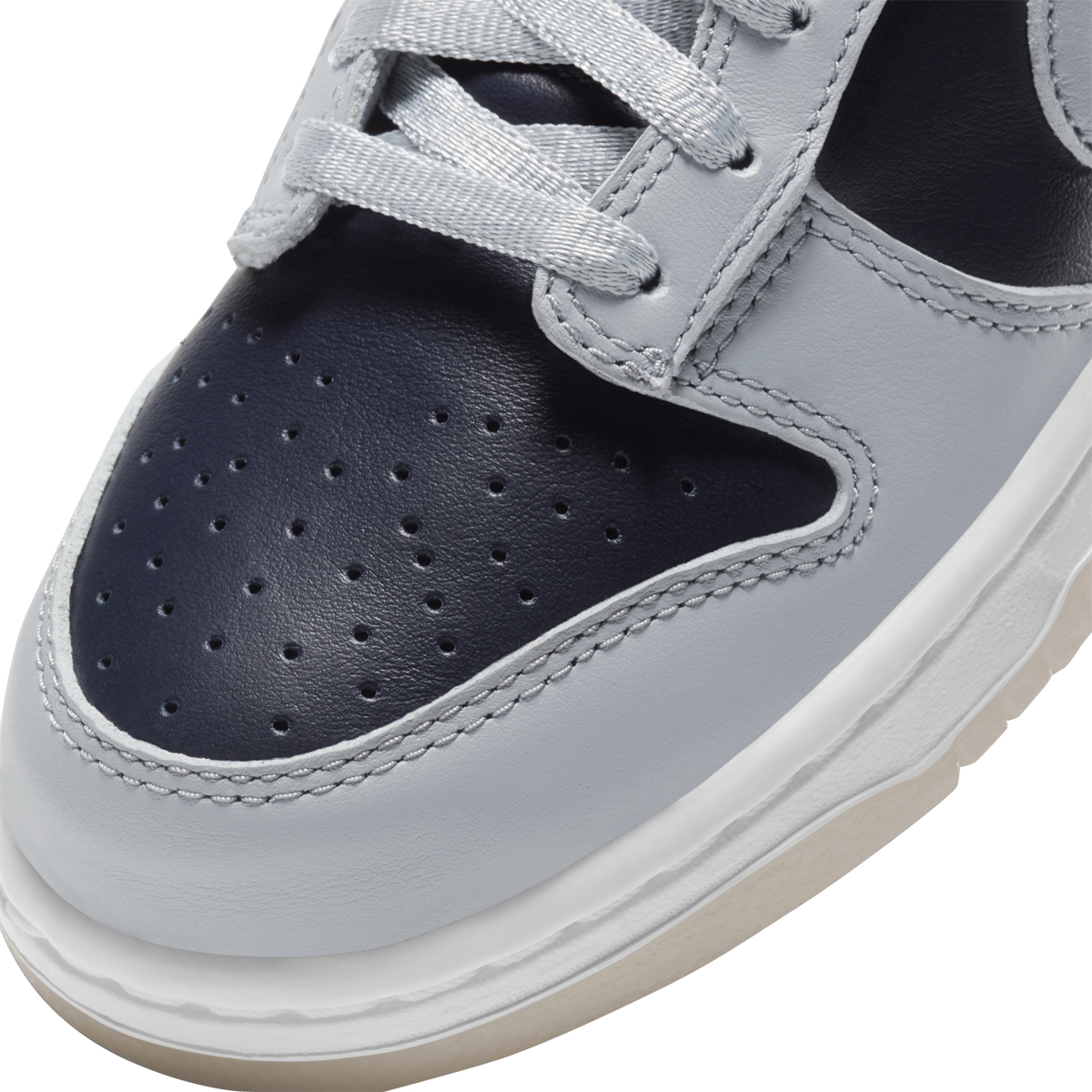 Nike Womens Dunk LOW SP "College Navy"