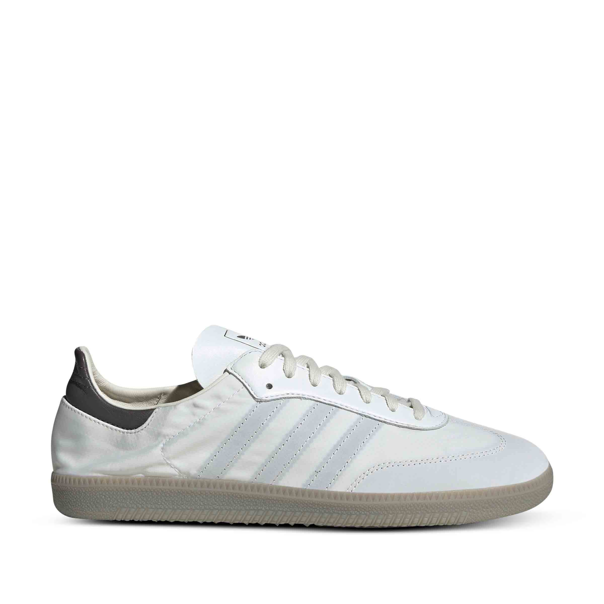 adidas gazelle silver green womens adidas Samba Decon main image 0